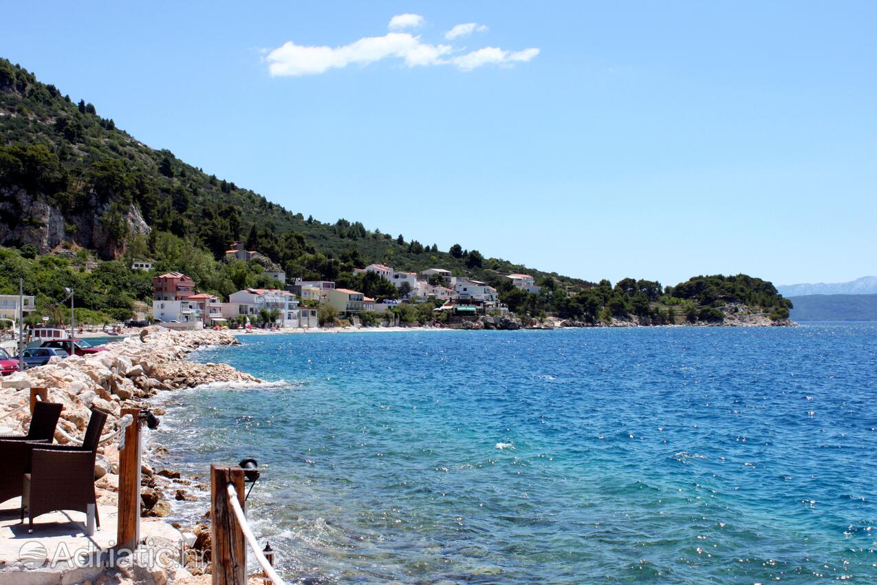 Drašnice pe riviera Makarska (Srednja Dalmacija)