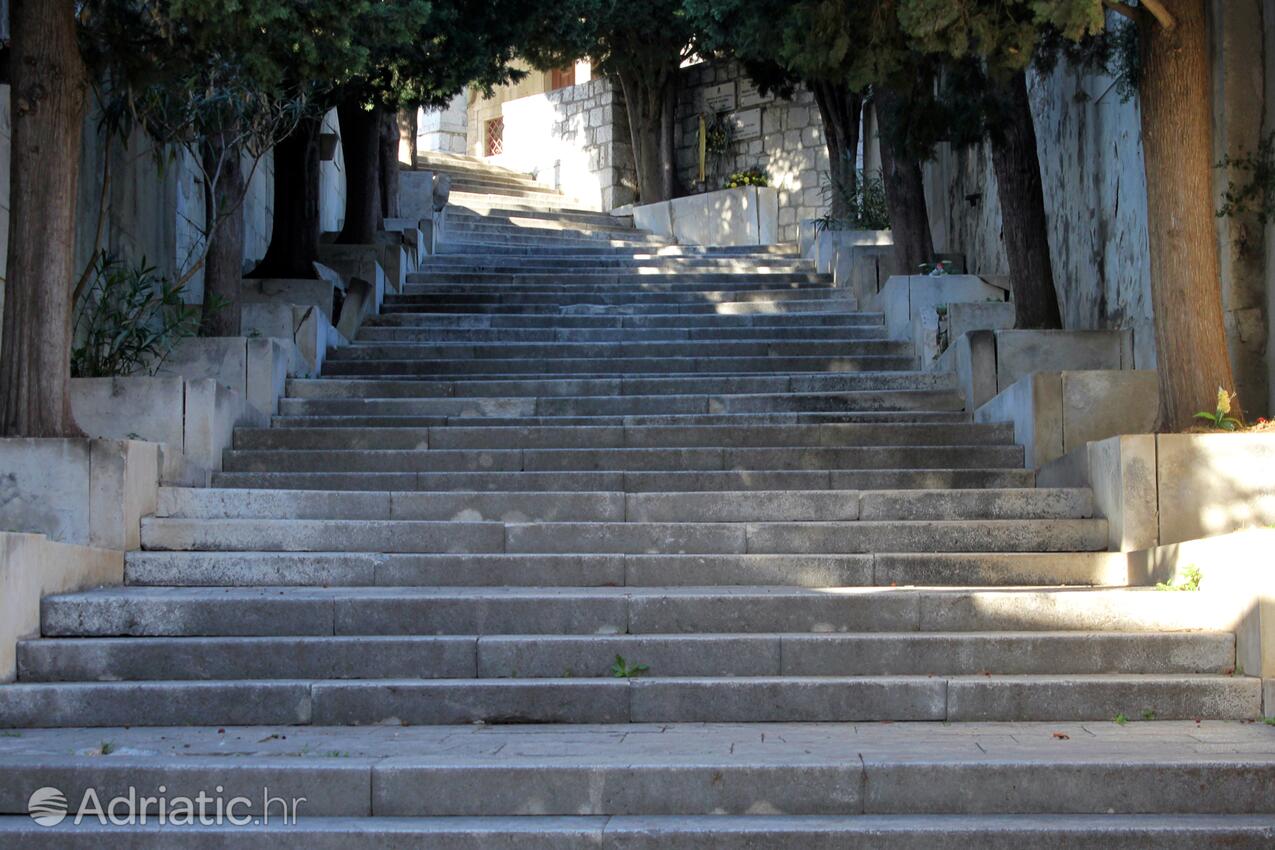 Šibenik na riviére Šibenik (Sjeverna Dalmacija)