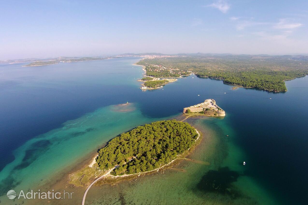 Šibenik na riviére Šibenik (Sjeverna Dalmacija)