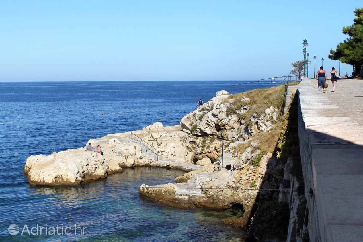 Nearby beaches - Apartments with WiFi Rovinj
