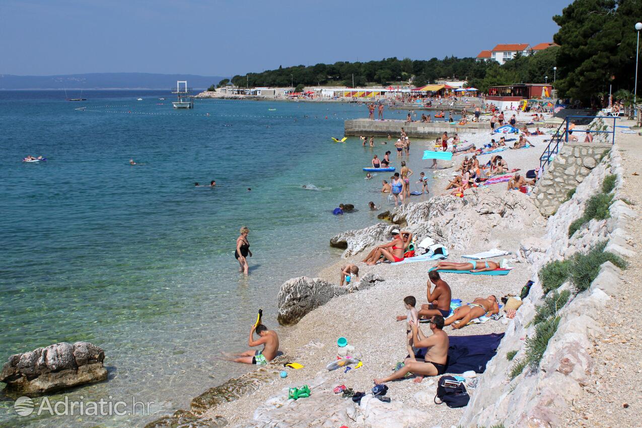 Nearby beaches - Apartments with a parking space Novi Vinodolski