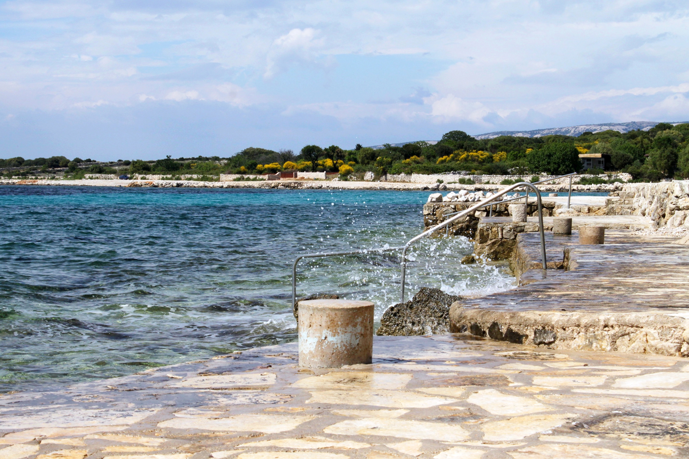 Where to stay near Tovarnele