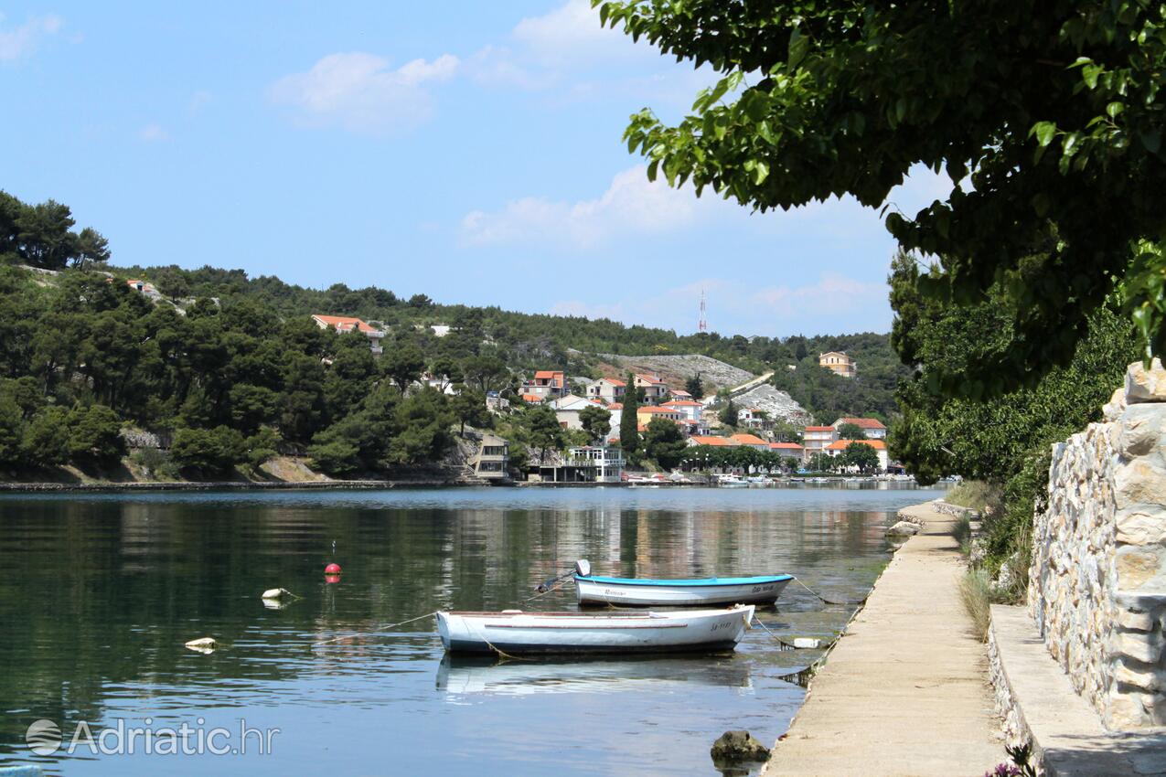 Zaton in Riviera Krka (Sjeverna Dalmacija)