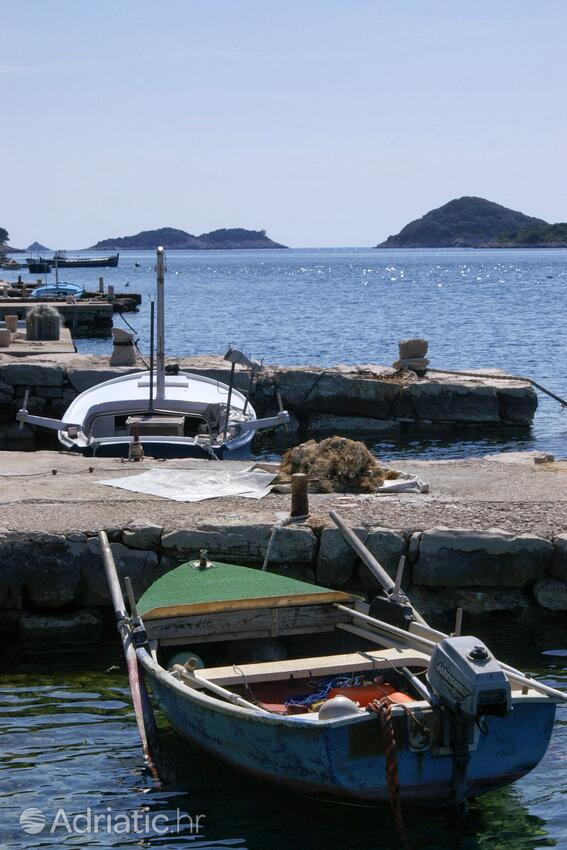 Karbuni på otoku Korčula (Južna Dalmacija)