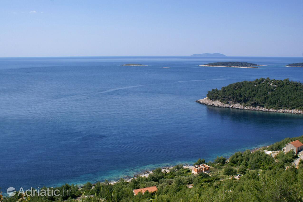 Karbuni på otoku Korčula (Južna Dalmacija)