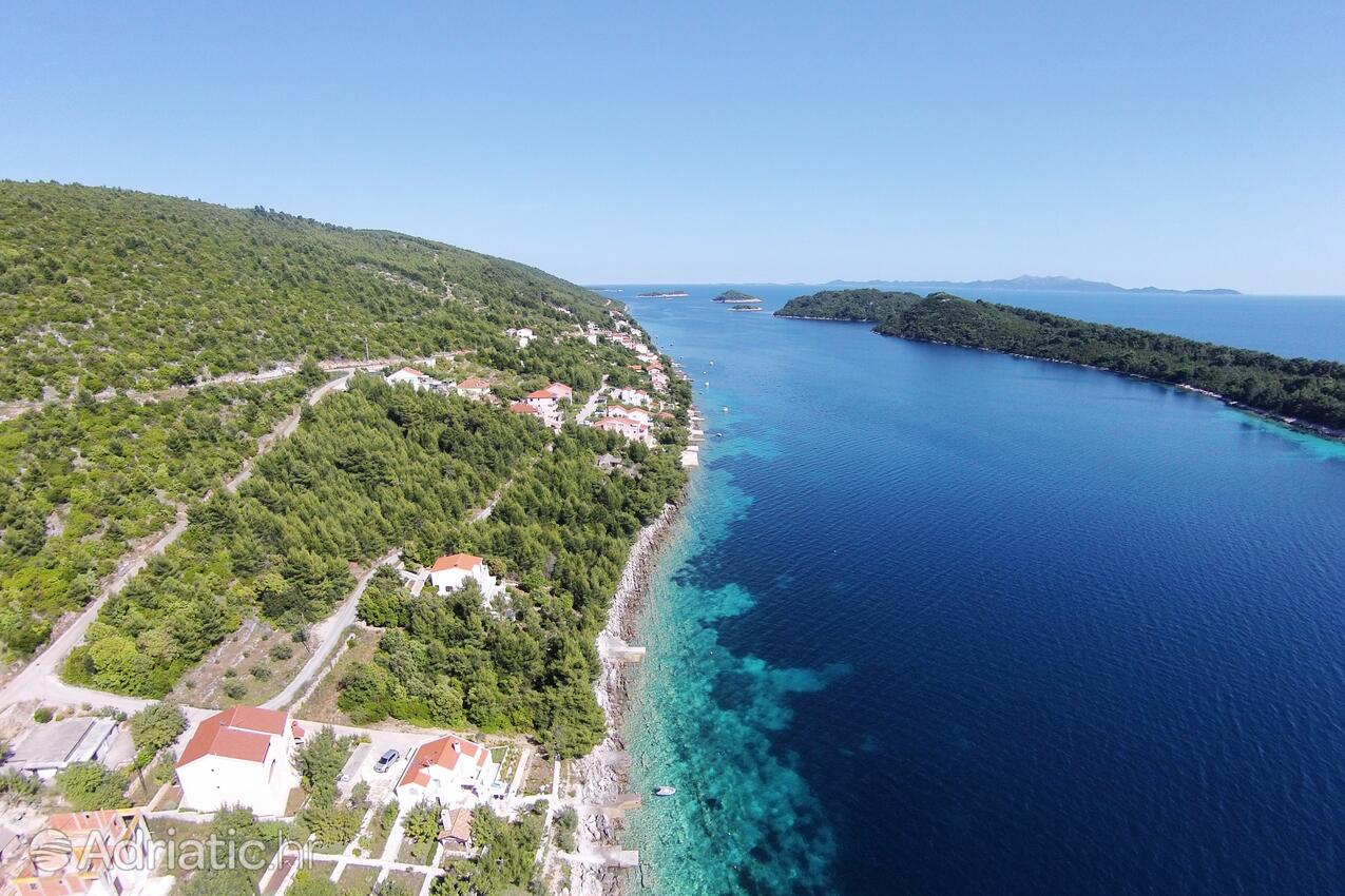 Karbuni på otoku Korčula (Južna Dalmacija)