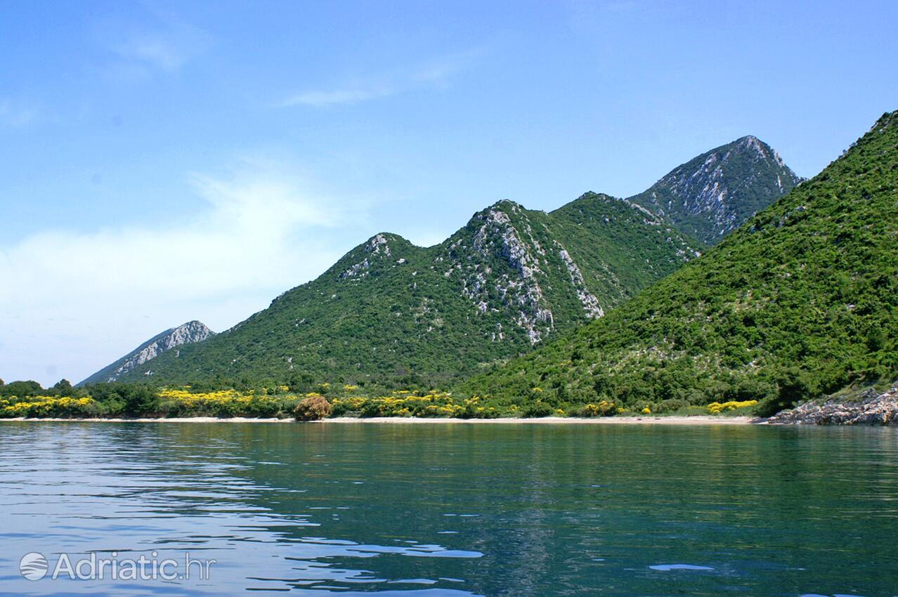 Duba Pelješka pe riviera Pelješac (Južna Dalmacija)