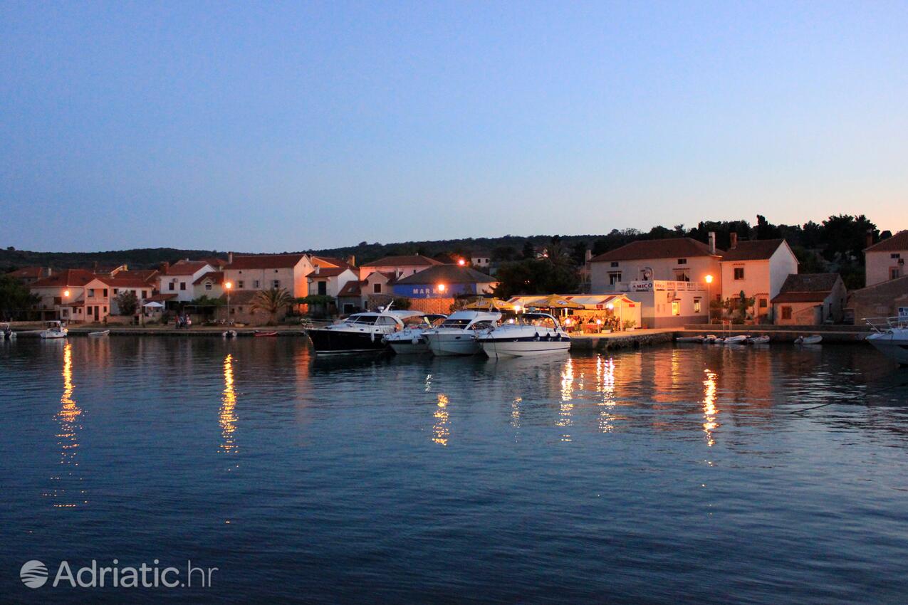 Ilovik na ostrove Lošinj (Kvarner)