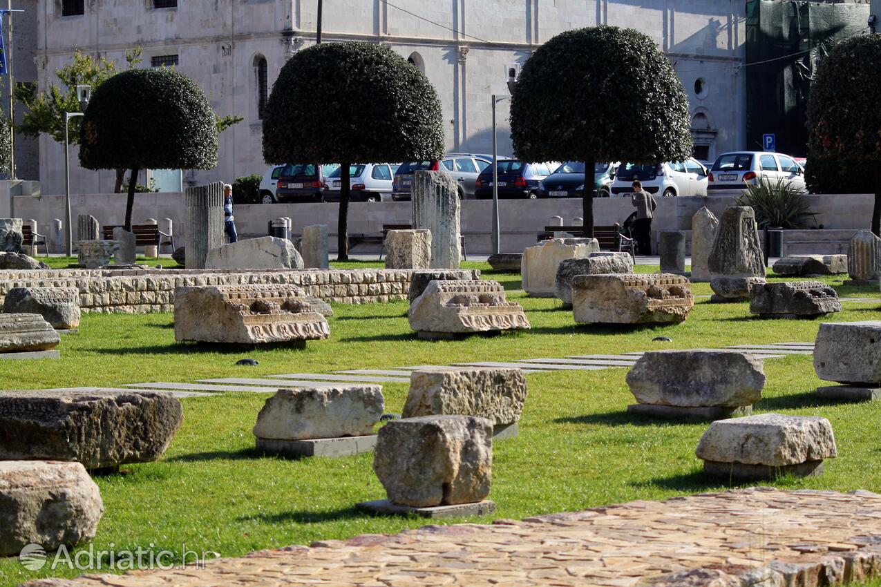 Zadar na riviére Zadar (Sjeverna Dalmacija)