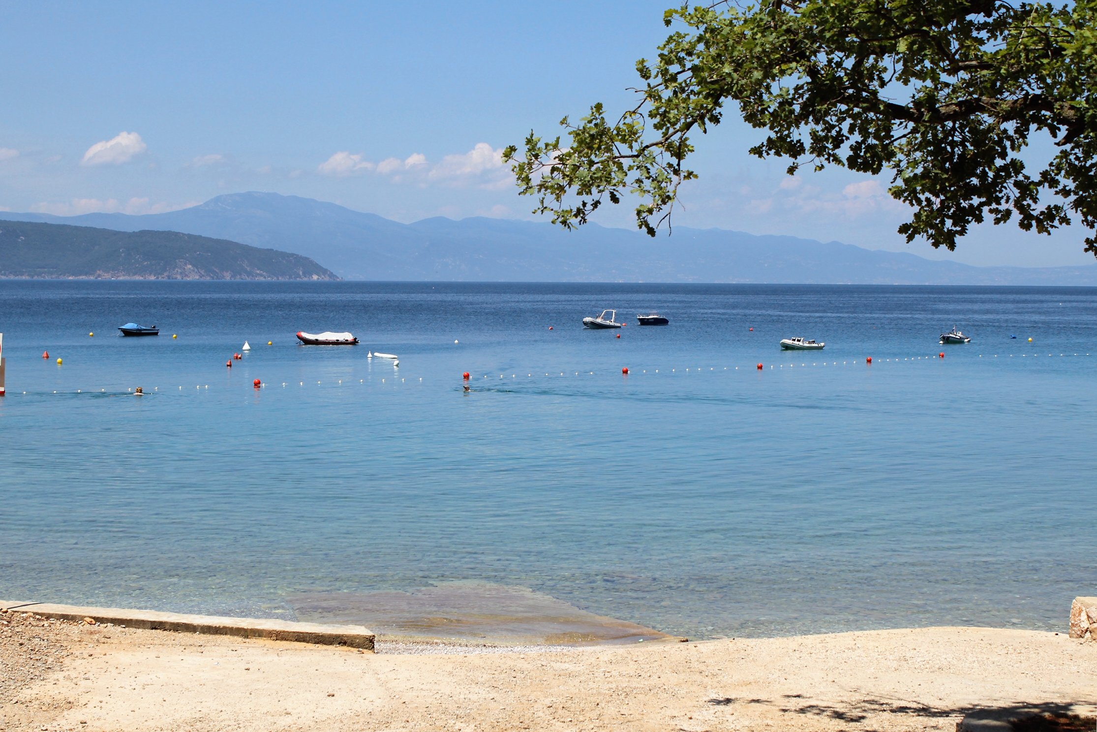 Where to stay near Magneli