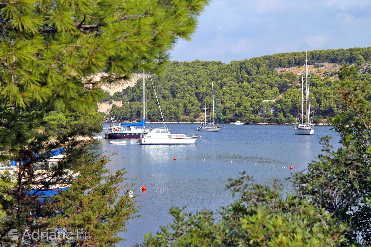 Bobovišća na Moru på otoku Brač (Srednja Dalmacija)