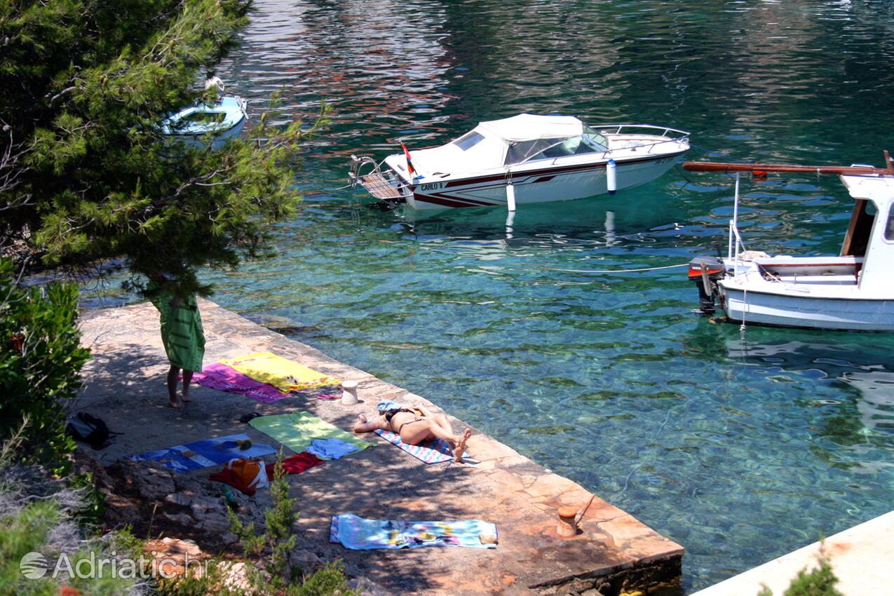 Nearby beaches - Apartments with a parking space Mudri Dolac, Hvar