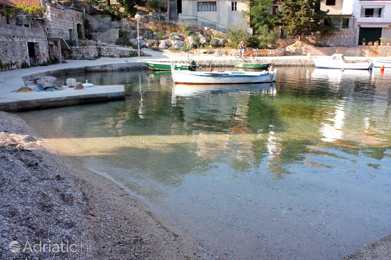Nearby beaches - Apartments with a parking space Mudri Dolac, Hvar