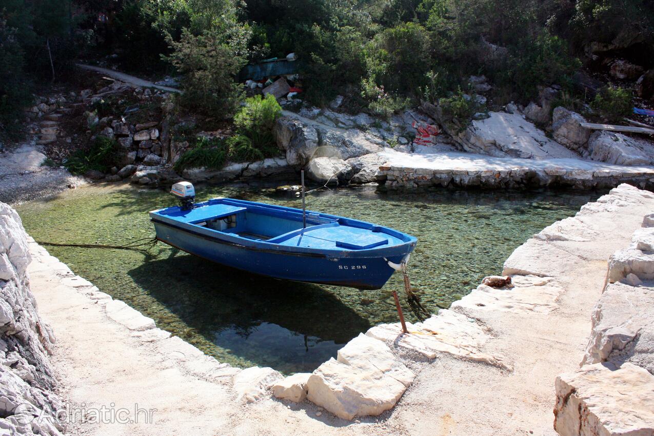 Tatinja на острове Hvar (Srednja Dalmacija)