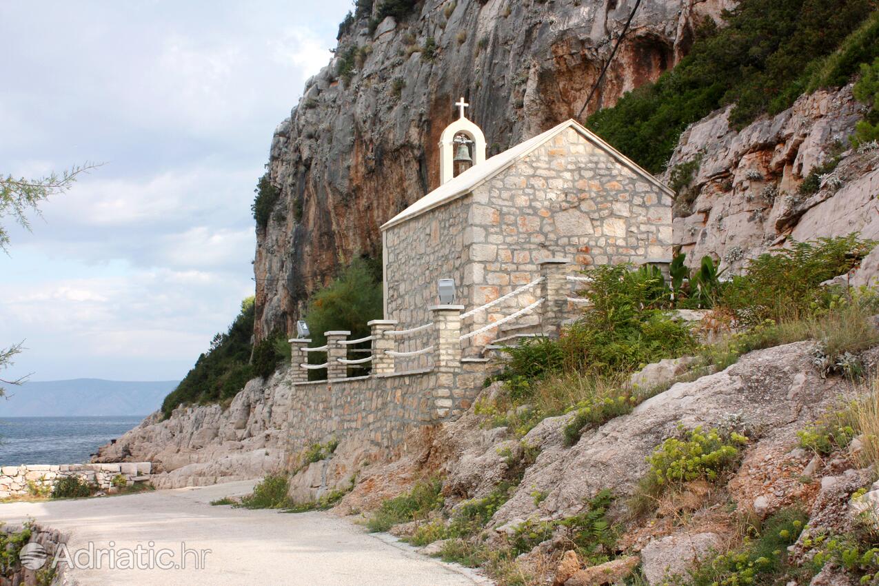 Vela Stiniva en la isla Hvar (Srednja Dalmacija)