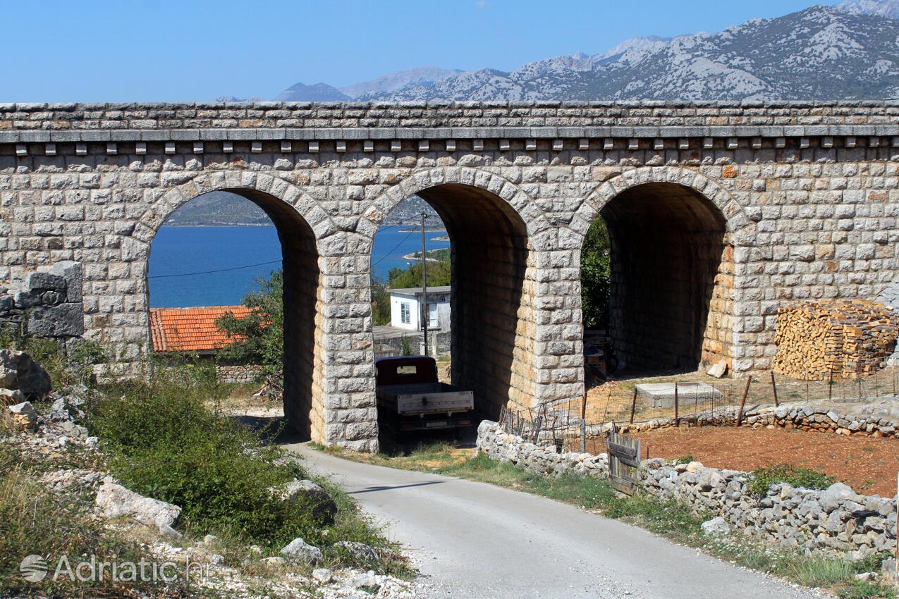 Rovanjska pe riviera Paklenica (Sjeverna Dalmacija)