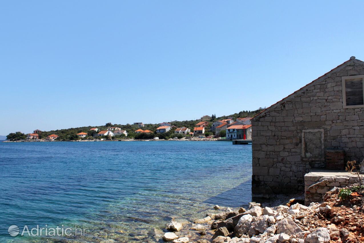 Mali Iž на острове Iž (Sjeverna Dalmacija)