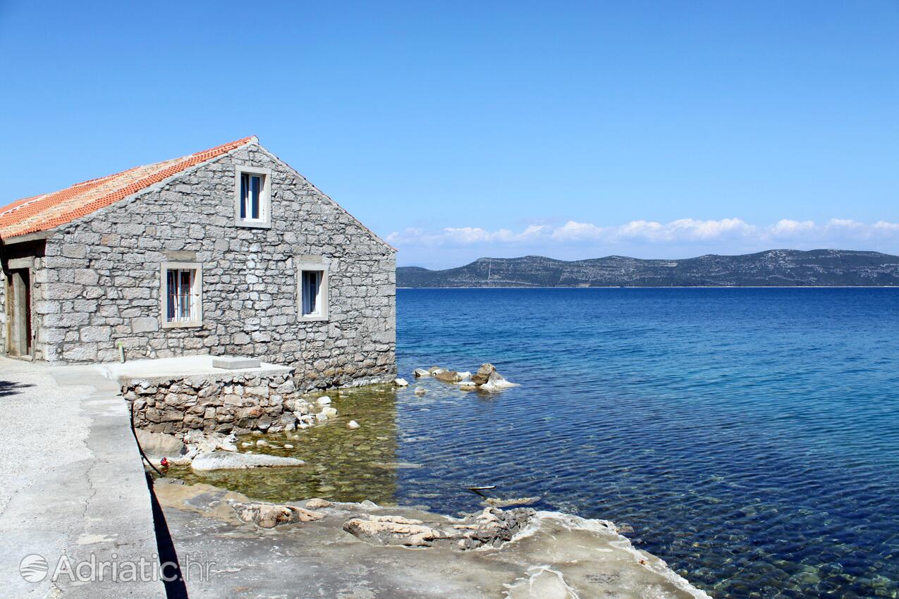 Mali Iž на острове Iž (Sjeverna Dalmacija)