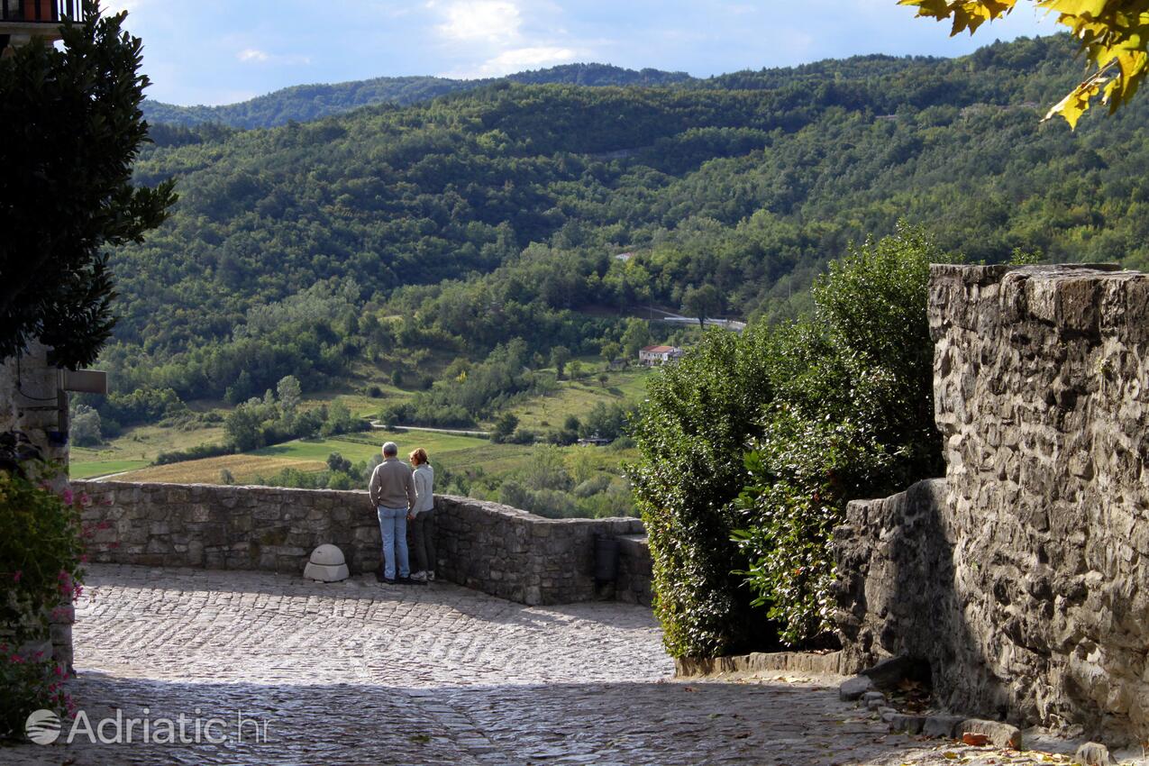 Buzet - Mala Huba in Riviera Središnja Istra (Istra)