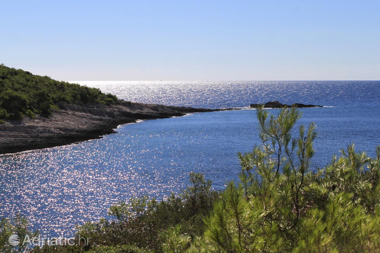 Velika Travna auf der Insel  Vis (Srednja Dalmacija)