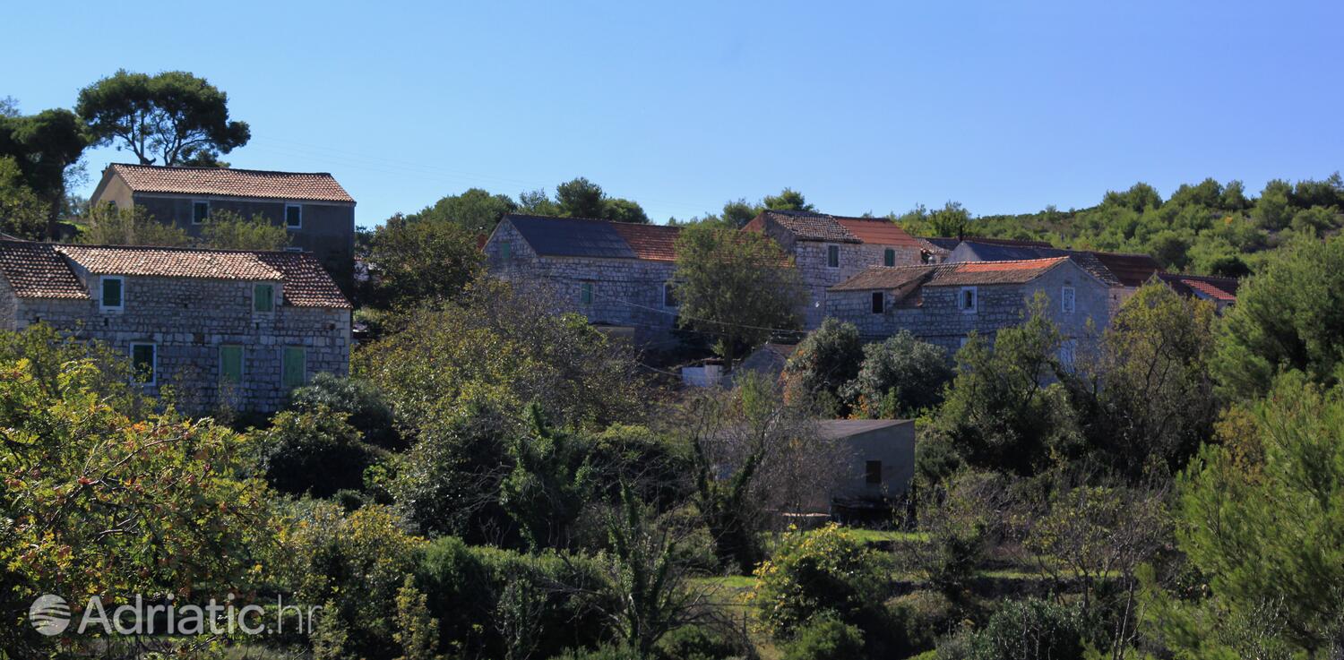 Marine Zemlje en la isla Vis (Srednja Dalmacija)