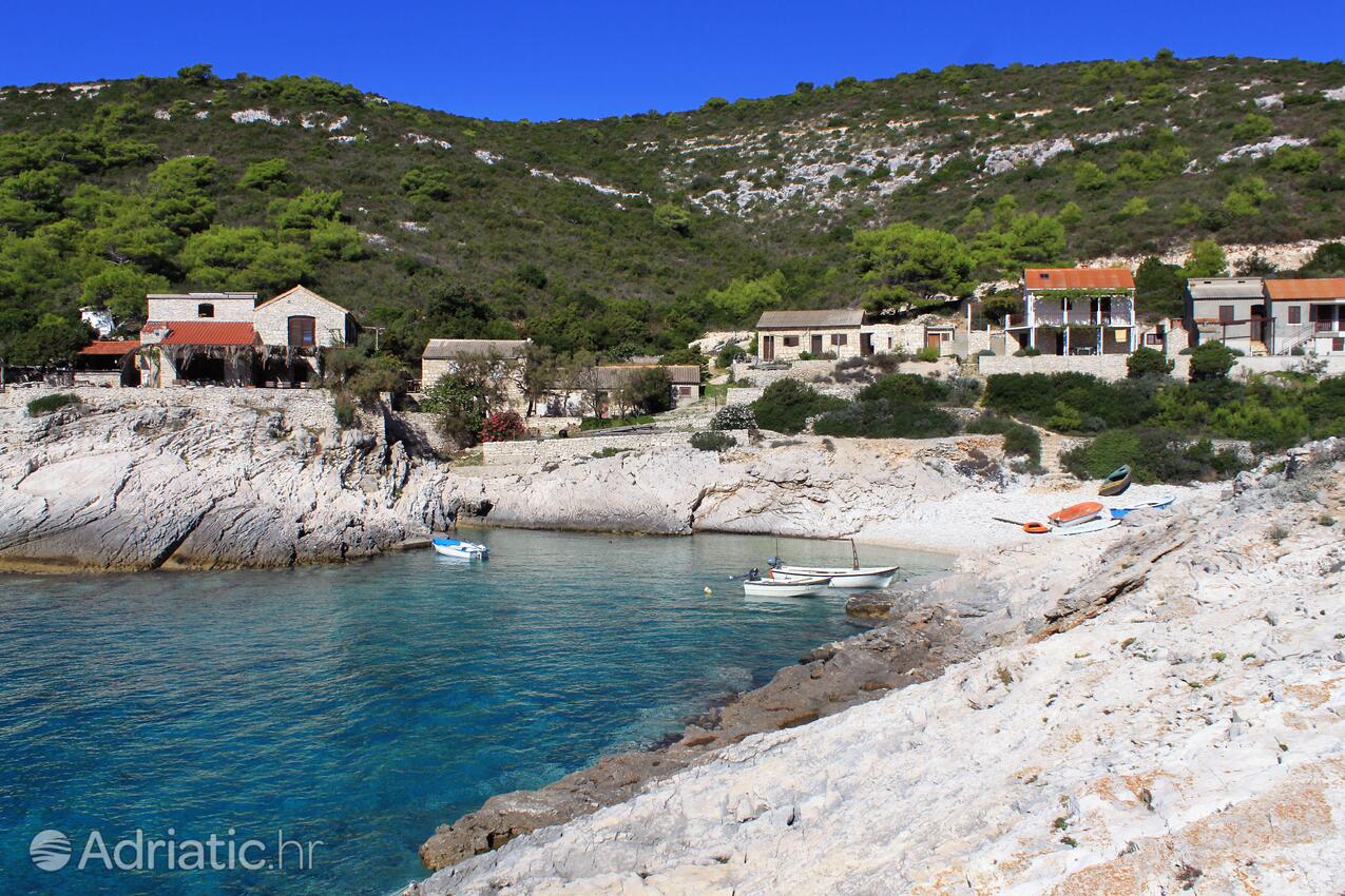 Mala Travna sull'isola Vis (Srednja Dalmacija)