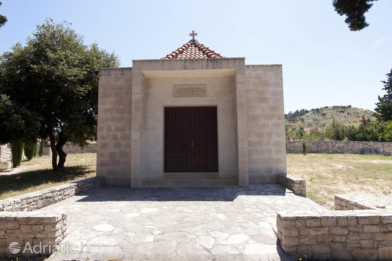 Dračevica en la isla Brač (Srednja Dalmacija)