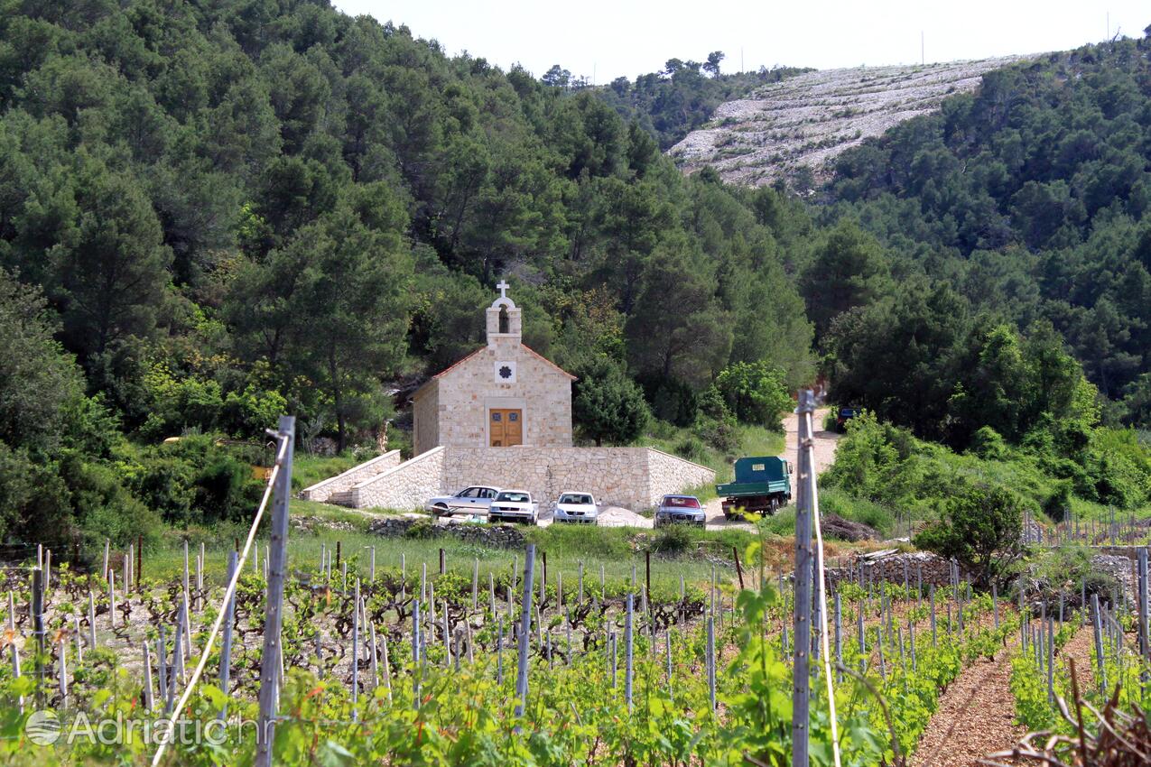 Stiniva (Brusje) на острове Hvar (Srednja Dalmacija)