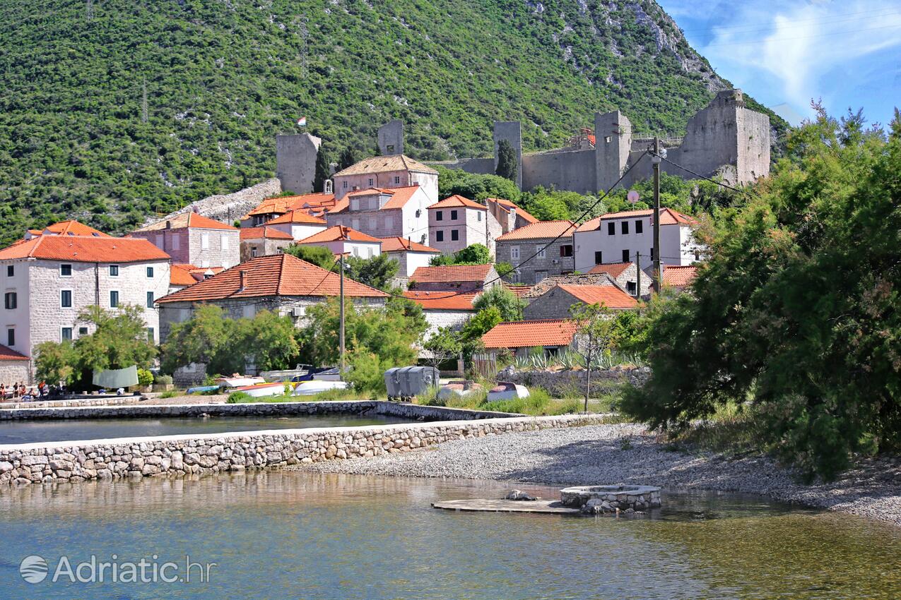 Mali Ston na riwierze Pelješac (Južna Dalmacija)