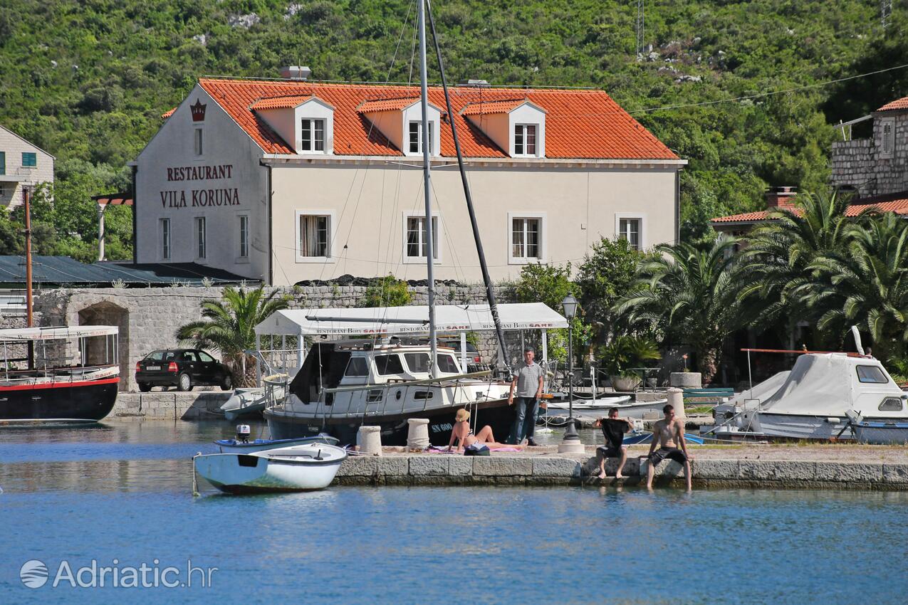 Mali Ston na riwierze Pelješac (Južna Dalmacija)