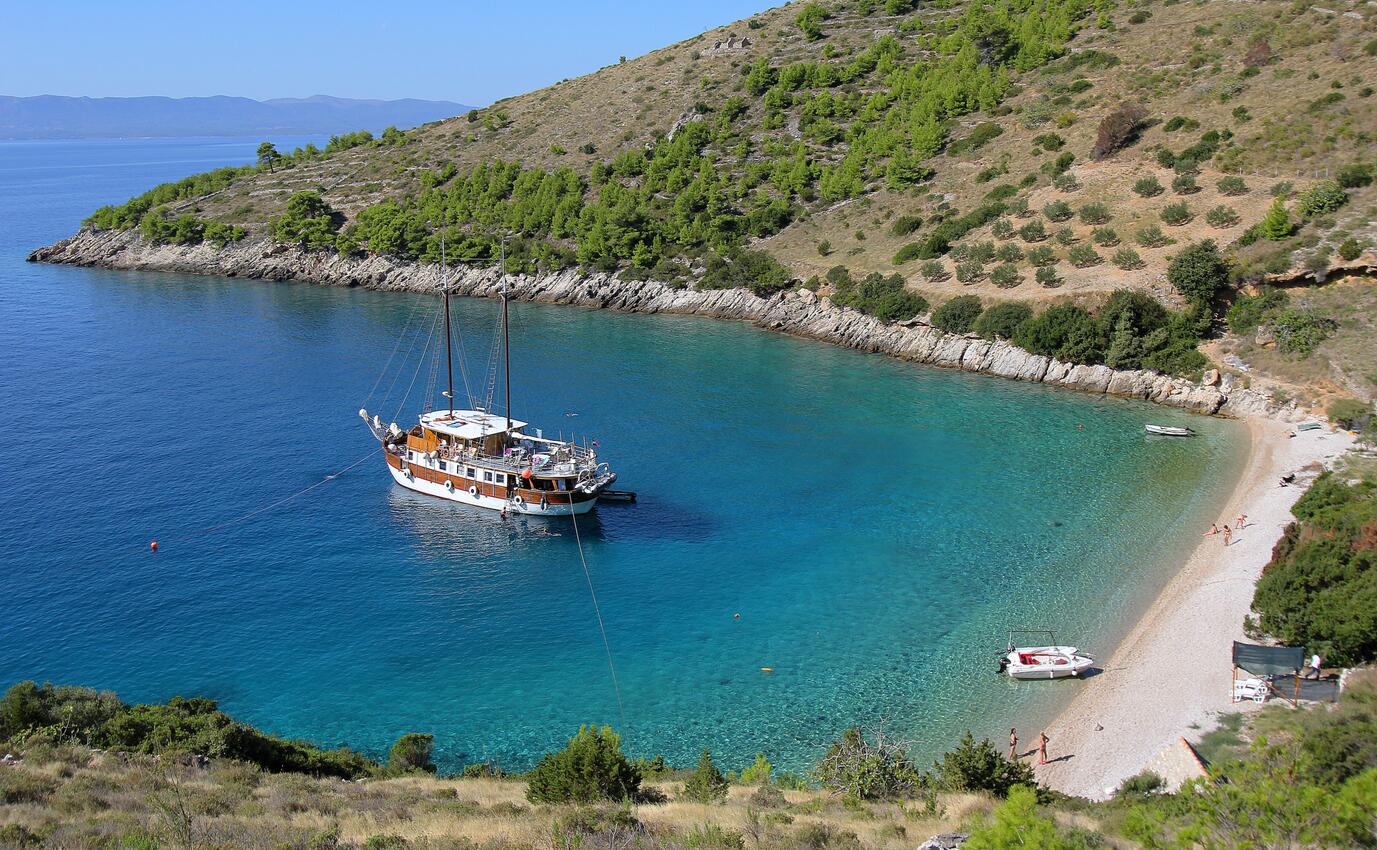 Velo Zvirje na wyspie Brač (Srednja Dalmacija)