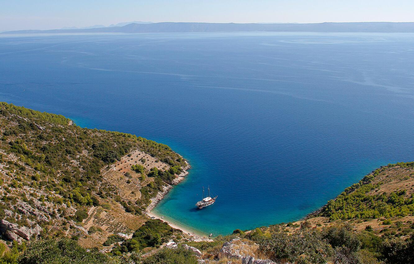 Velo Zvirje na wyspie Brač (Srednja Dalmacija)