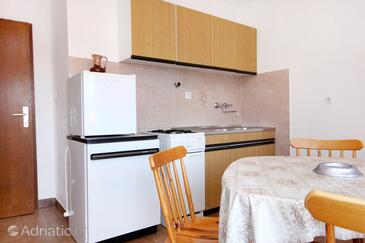 Apartments by the sea Marina, Trogir - 10003