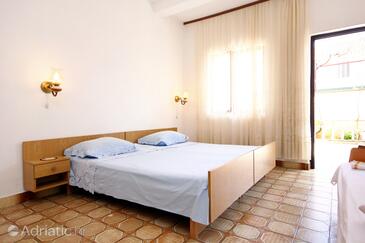 Apartmány u moře Marina, Trogir - 10003