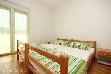 Apartmanok parkolóhellyel Poljica, Trogir - 10010
