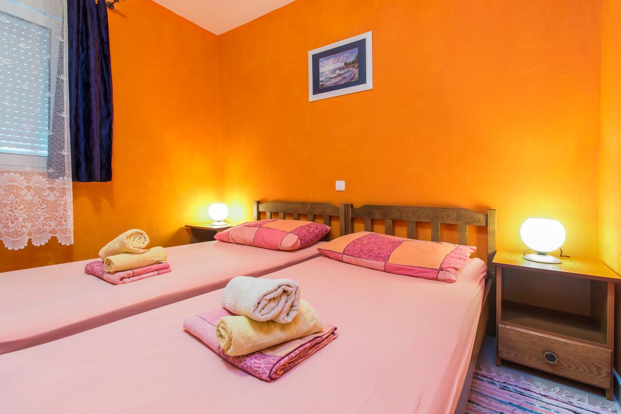 A-10015-a - Private accommodation - Apartments by the sea Šparadići, Šibenik