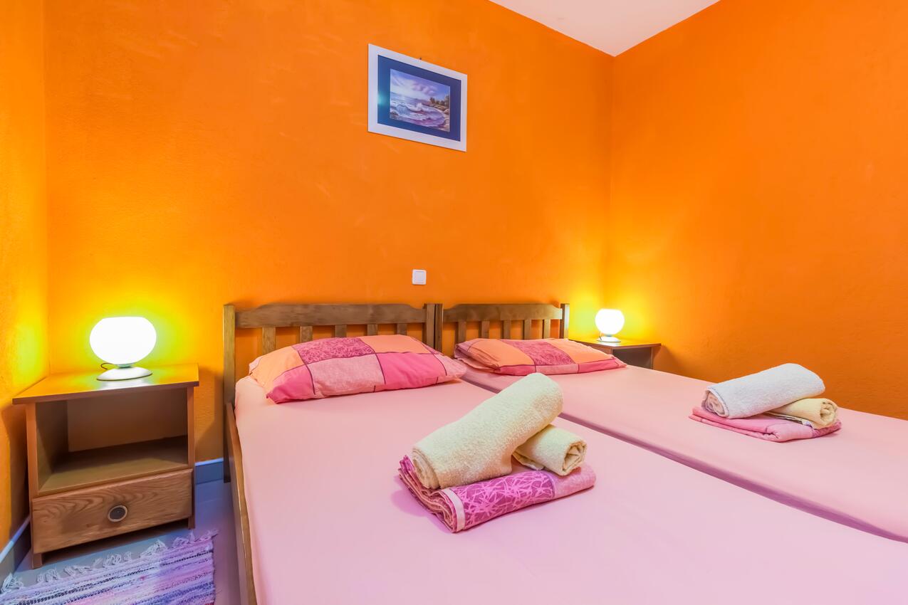 A-10015-a - Private accommodation - Apartments by the sea Šparadići, Šibenik