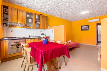 Appartamento di una stanza Sparadici, Sebenico - Šibenik (A-10015-b)