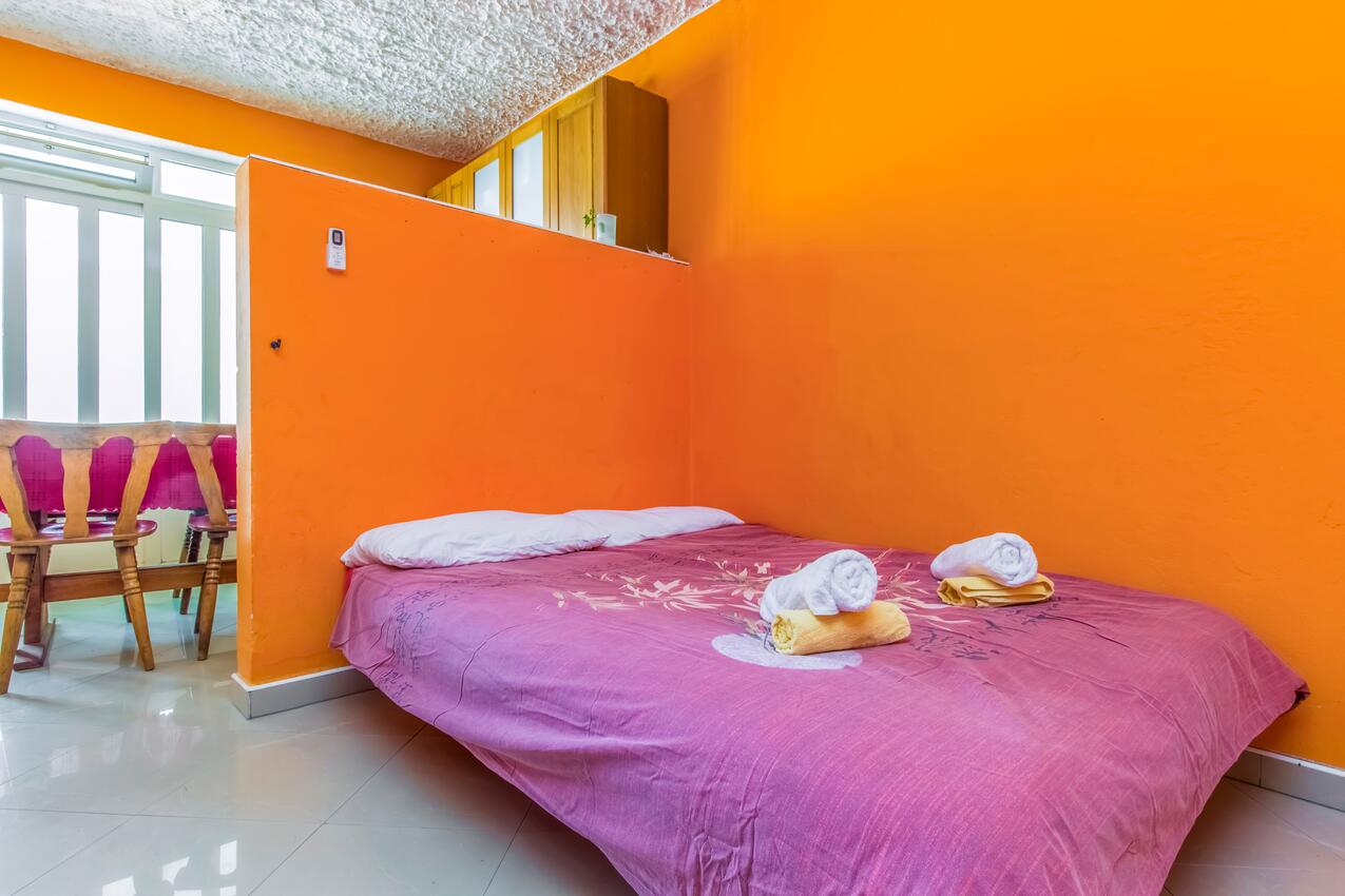 A-10015-b - Private accommodation - Apartments by the sea Šparadići, Šibenik