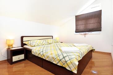 Appartamenti con parcheggio Vodizze - Vodice - 10022