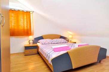 Appartamenti con parcheggio Vodizze - Vodice - 10022