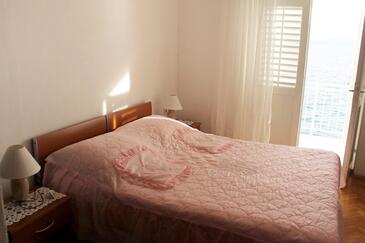 Apartmani uz more Pisak, Omiš - 1003