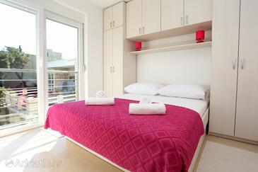 Apartments by the sea Klek, Neretva Delta - Ušće Neretve - 10031