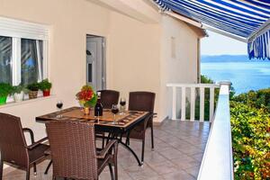 Dvoupokojový apartmán Pisak Dvoupokojový apartmán Pisak, Omiš (A-1004-c)