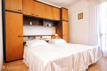 Family friendly seaside apartments Prižba, Korčula - 10061