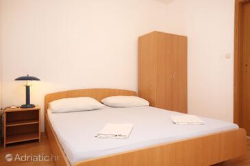 Apartments with parking space Trpanj, Pelješac - 10083