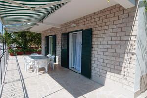 Třípokojový apartmán Pisak Třípokojový apartmán Pisak, Omiš (A-1010-a)