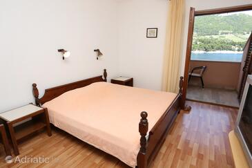 Апартаменти біля моря Трстенік - Trstenik, Пелєшац - Pelješac - 10110