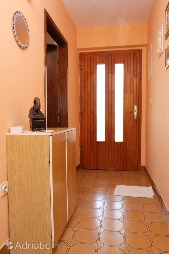 A-10112-a - Private accommodation - Apartments by the sea Žuljana, Pelješac