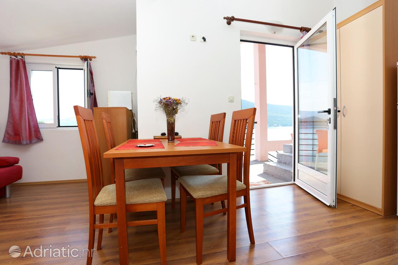 A-10123-a - Private accommodation - Apartments by the sea Žuronja, Pelješac